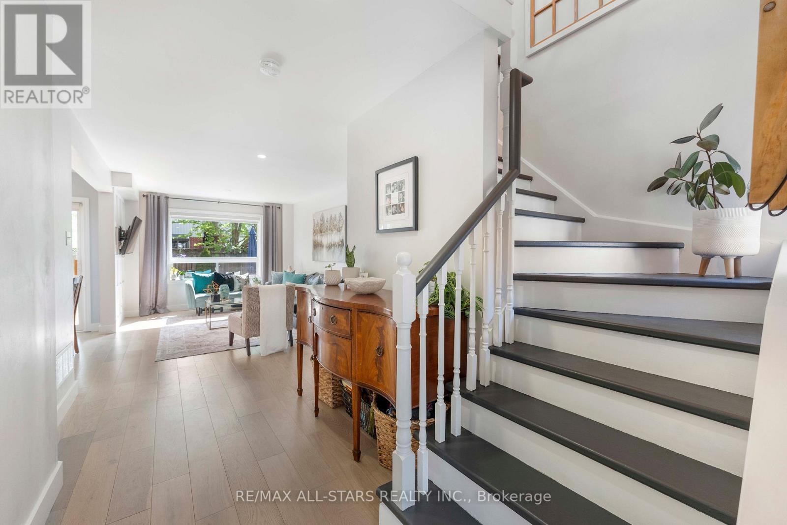 58 Margaret Graham Crescent, East Gwillimbury (Mt Albert), Ontario  L0G 1M0 - Photo 15 - N13672636