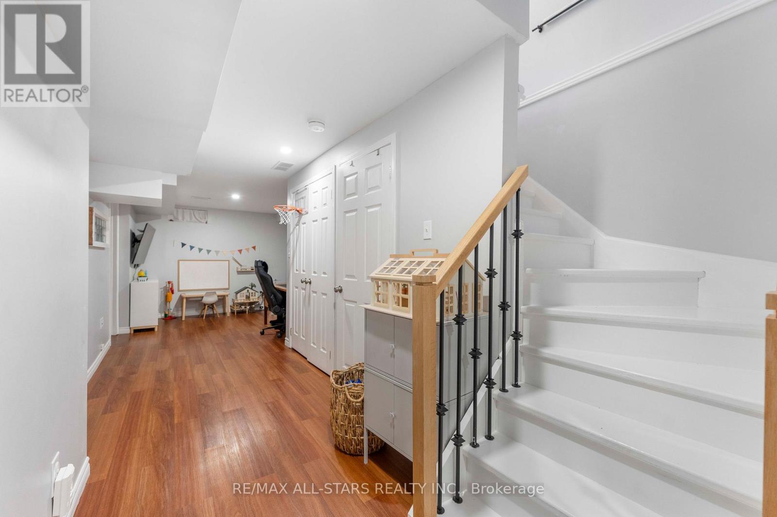 58 Margaret Graham Crescent, East Gwillimbury (Mt Albert), Ontario  L0G 1M0 - Photo 24 - N13672636
