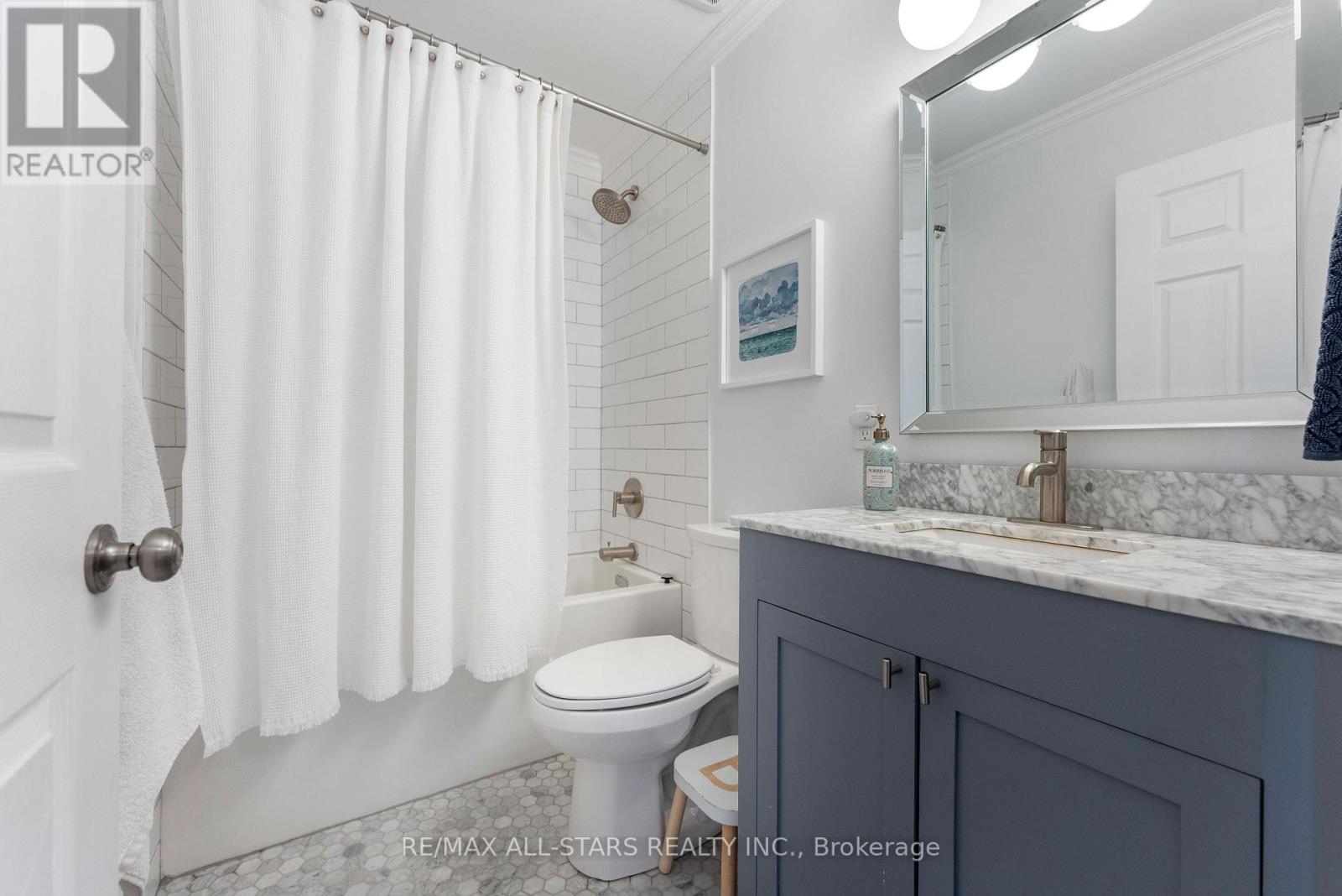 58 Margaret Graham Crescent, East Gwillimbury (Mt Albert), Ontario  L0G 1M0 - Photo 27 - N13672636