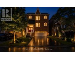 44 MATTHEW BOYD CRESCENT, Newmarket, Ontario
