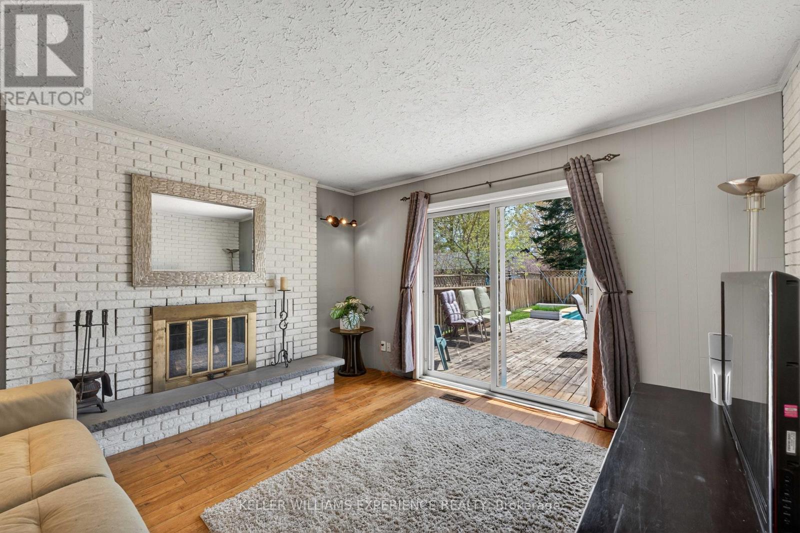 281 Victoria Street E, New Tecumseth, Ontario  L9R 1K4 - Photo 11 - N13672744