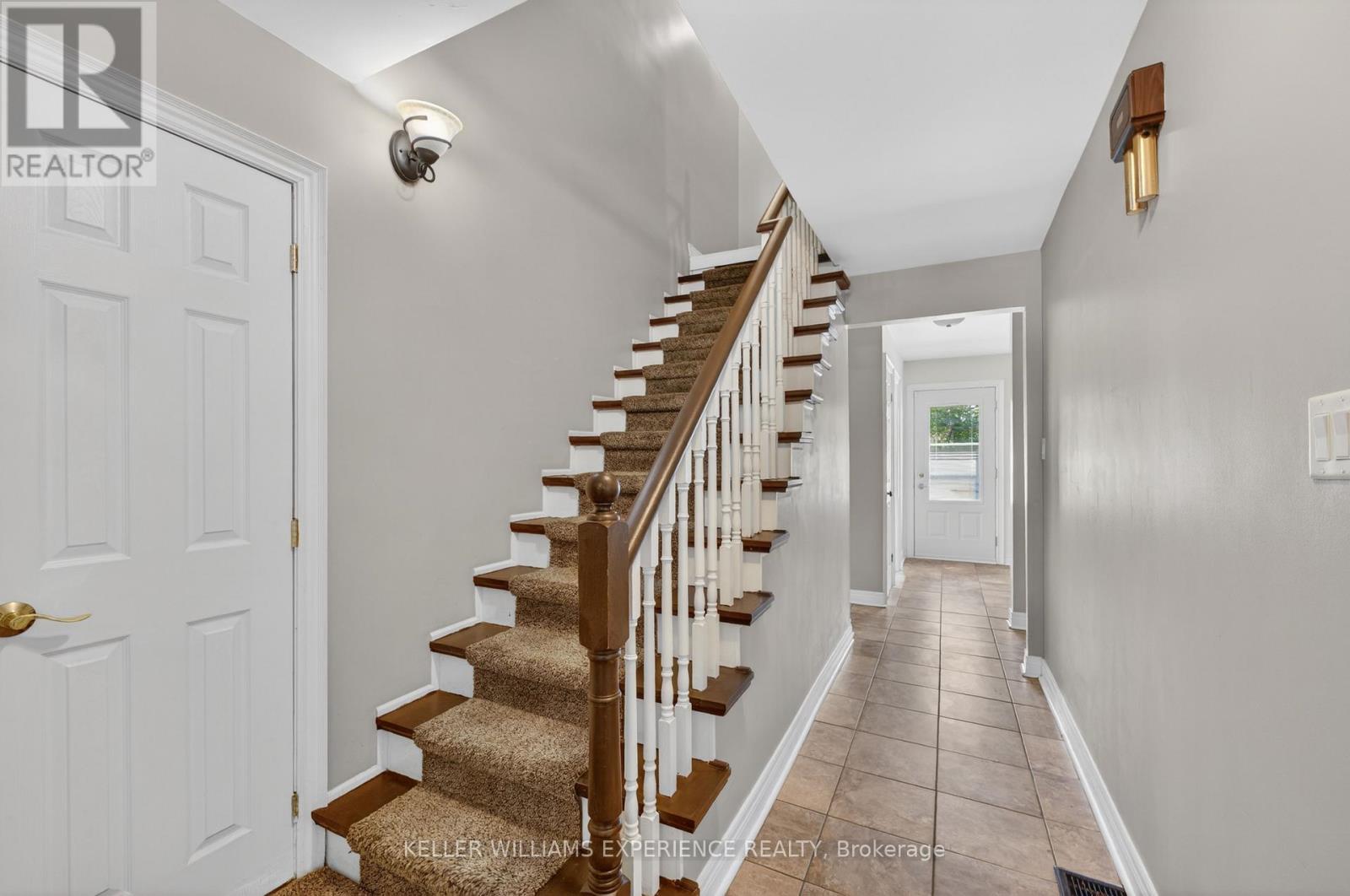 281 Victoria Street E, New Tecumseth, Ontario  L9R 1K4 - Photo 16 - N13672744