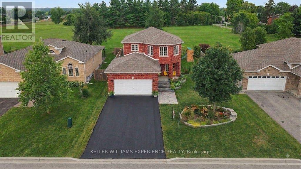 30 NASH AVENUE, Springwater, Ontario
