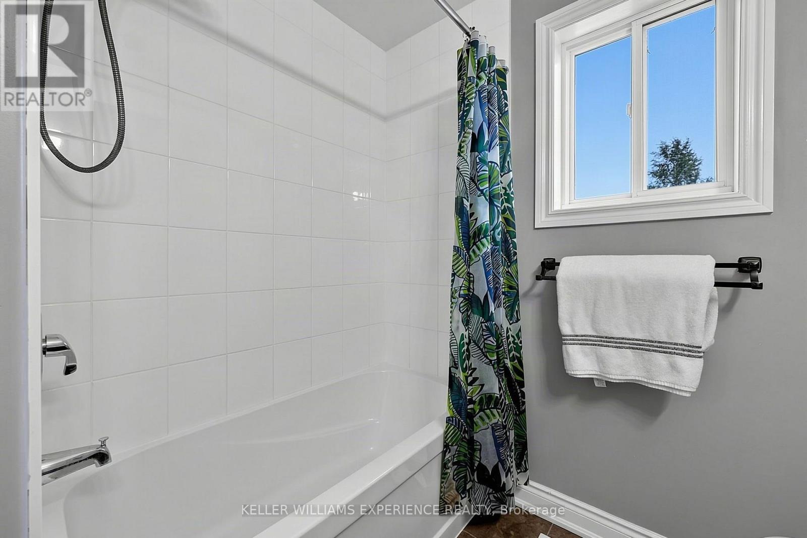 30 Nash Avenue, Springwater, Ontario  L0L 1P0 - Photo 35 - S13672614