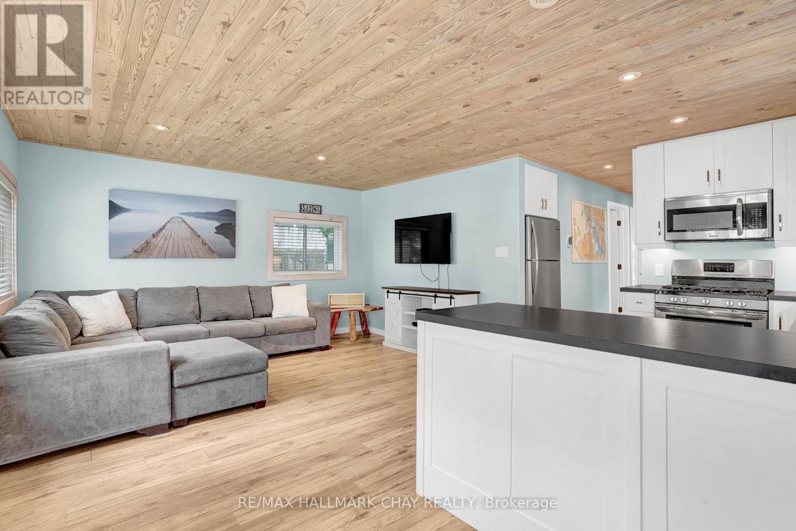 375 Robins Point Road, Tay, Ontario  L0K 2A0 - Photo 11 - S13672776