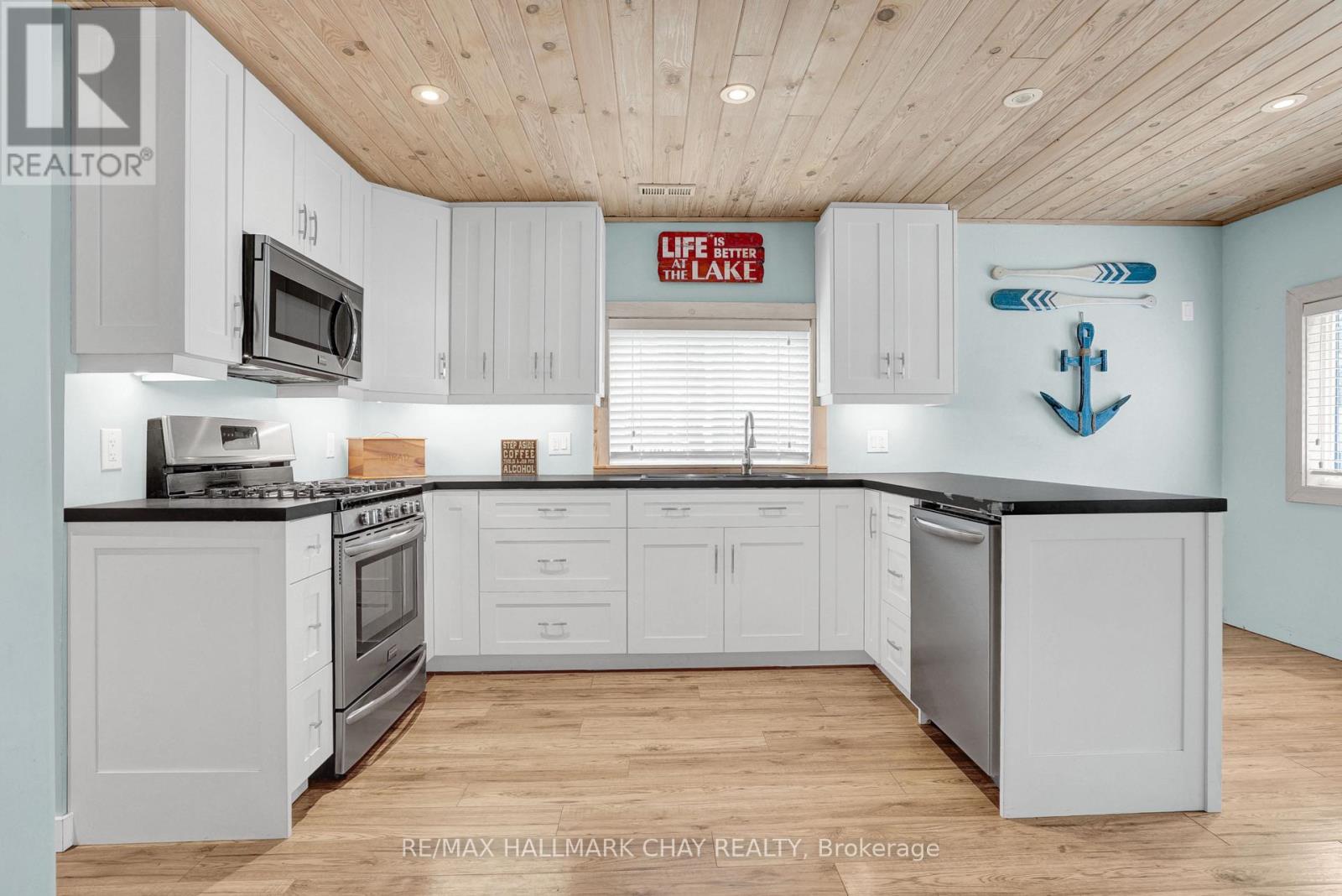 375 Robins Point Road, Tay, Ontario  L0K 2A0 - Photo 6 - S13672776