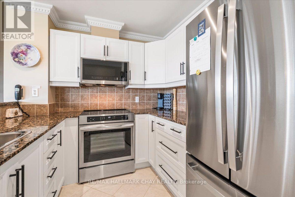 1608 - 6 Toronto Street, Barrie (Lakeshore), Ontario L4N 9R2 - Photo 13 - S13672810