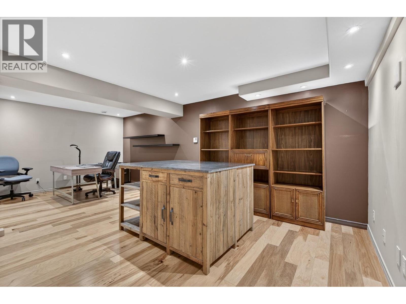 3929 Gallaghers Circle, Kelowna, British Columbia  V1W 3Z9 - Photo 71 - 10387357