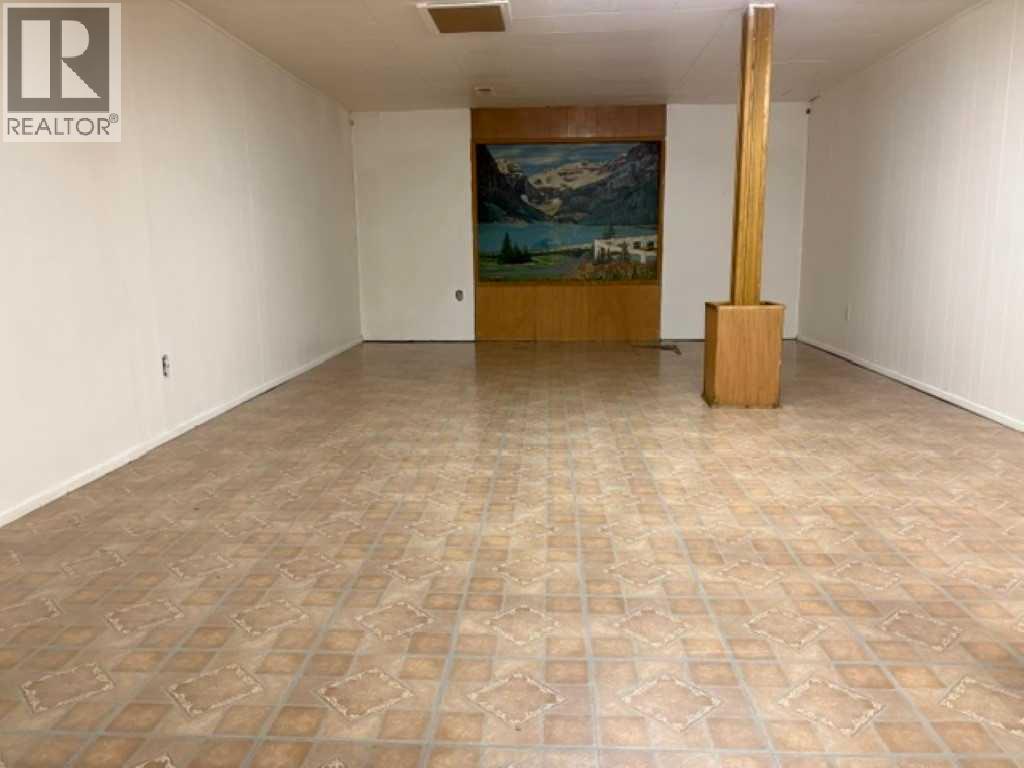 715 64 Avenue NW, Calgary, Alberta  T2K 0M3 - Photo 14 - A2332748