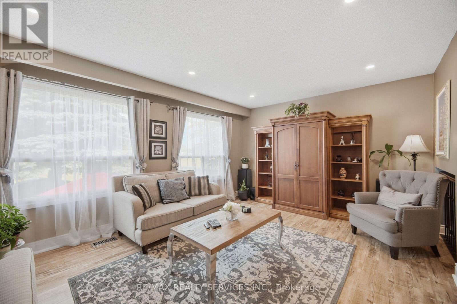 152 Weybridge Trail, Brampton, Ontario  L6V 3W2 - Photo 16 - W13672670