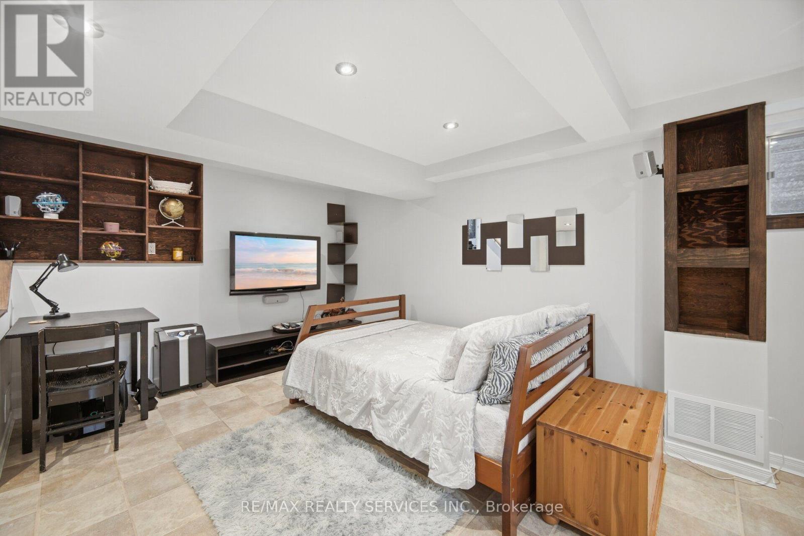 152 Weybridge Trail, Brampton, Ontario  L6V 3W2 - Photo 36 - W13672670