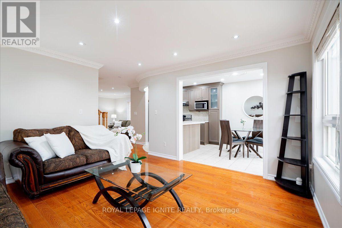 67 Severin Street, Brampton, Ontario  L6R 0P3 - Photo 10 - W13672678
