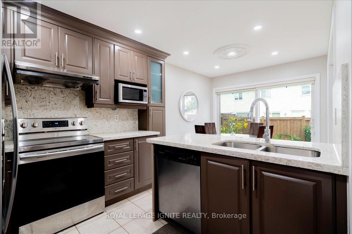 67 Severin Street, Brampton, Ontario  L6R 0P3 - Photo 16 - W13672678