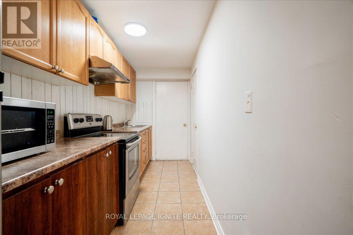 67 Severin Street, Brampton, Ontario  L6R 0P3 - Photo 31 - W13672678