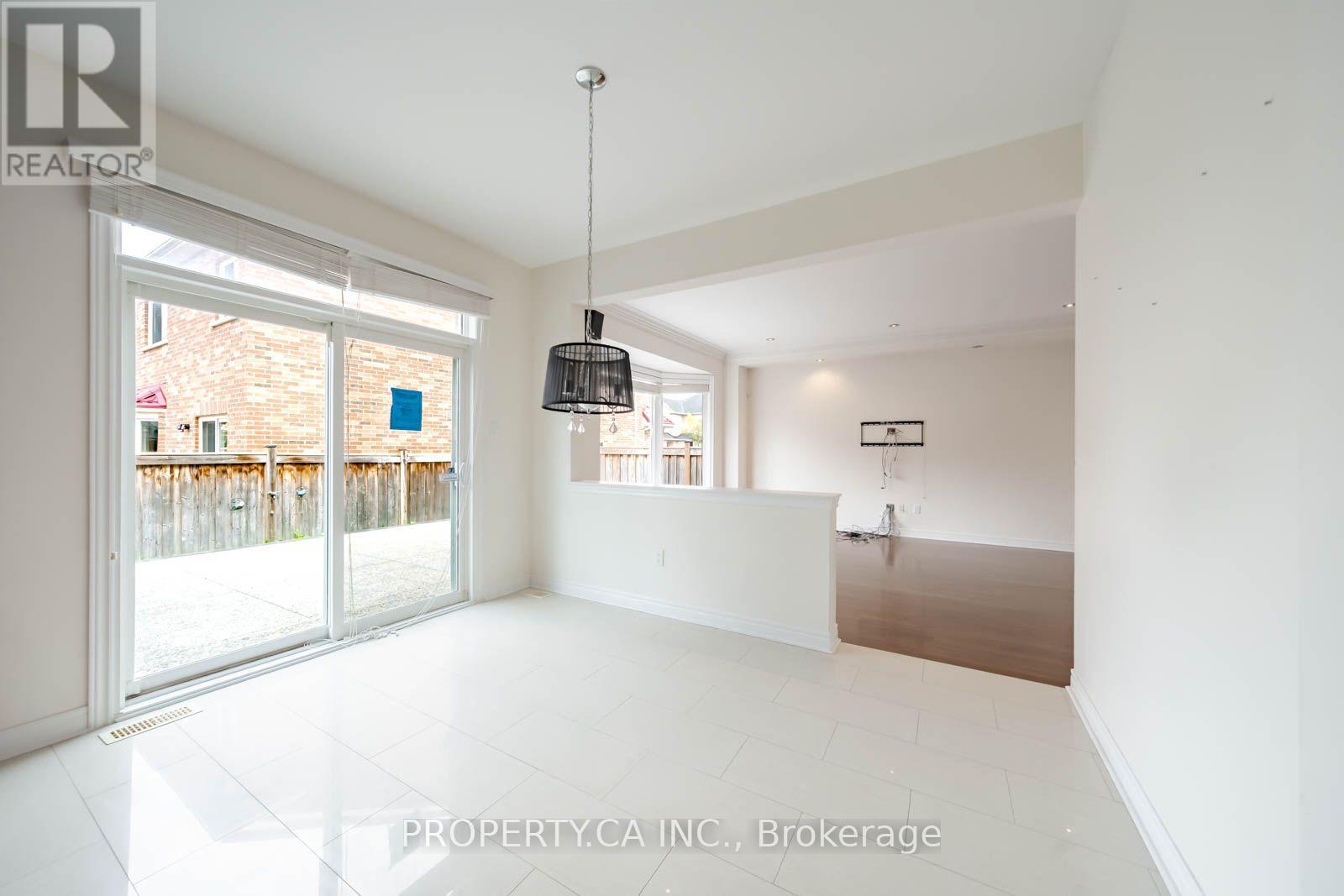 3 Shortreed Grove, Brampton, Ontario  L6R 0R6 - Photo 10 - W13672716