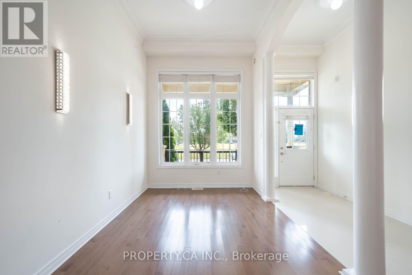 3 Shortreed Grove, Brampton, Ontario  L6R 0R6 - Photo 2 - W13672716