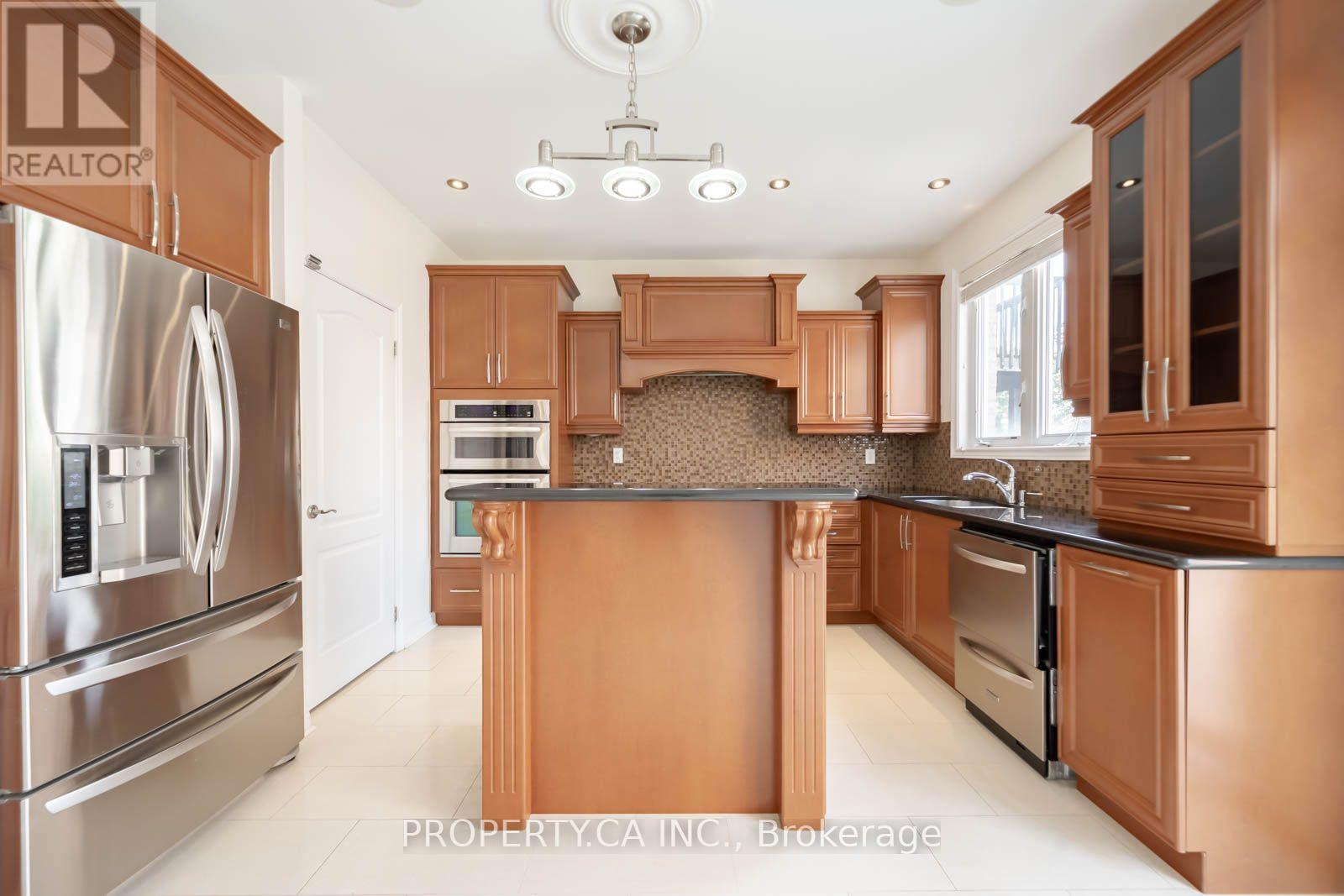 3 Shortreed Grove, Brampton, Ontario  L6R 0R6 - Photo 8 - W13672716