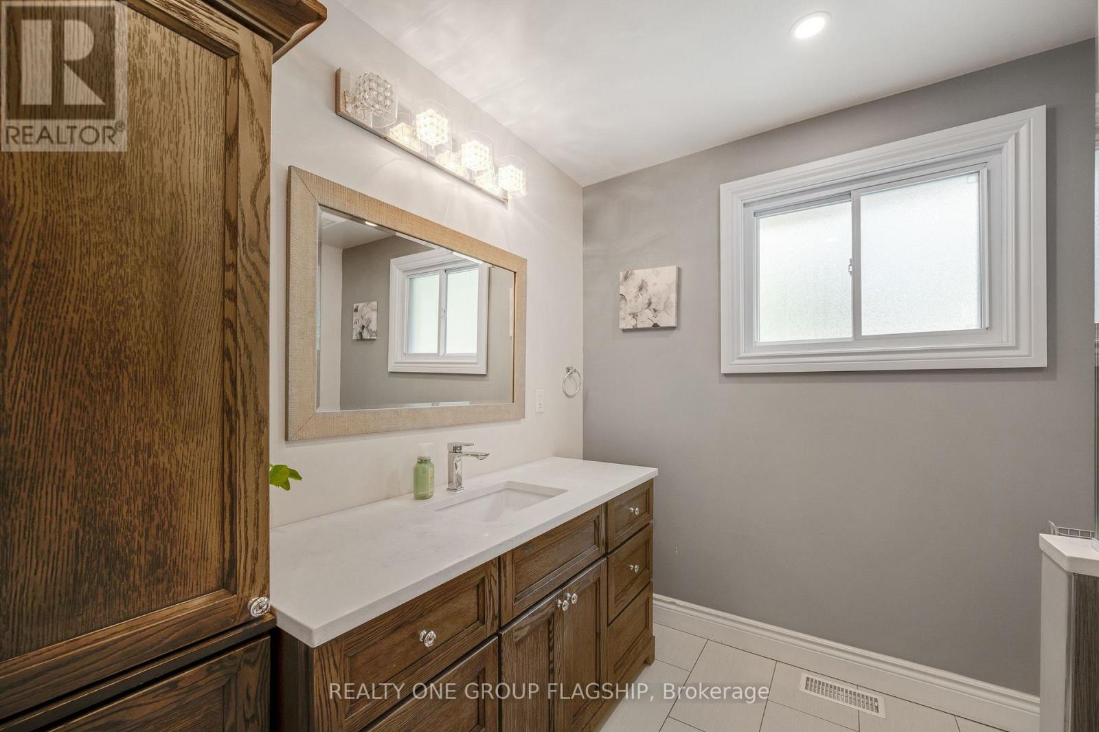 118 Princeton Drive, Hamilton, Ontario  L8T 4B7 - Photo 26 - X13672624