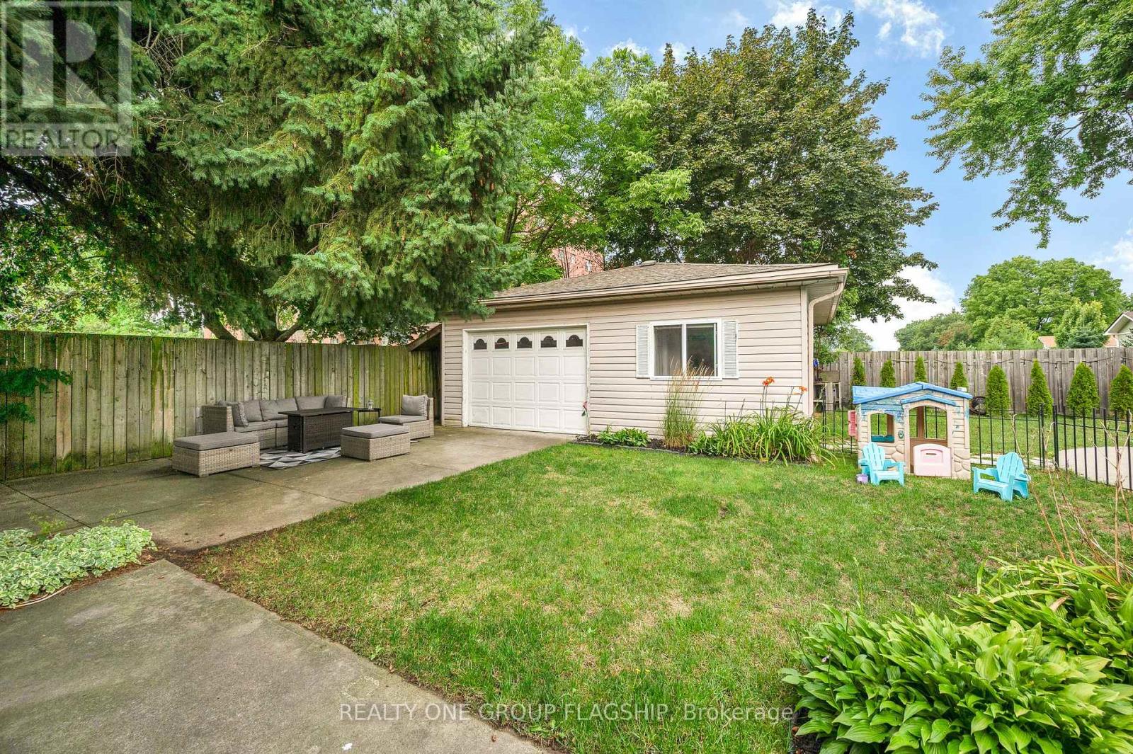 118 Princeton Drive, Hamilton, Ontario  L8T 4B7 - Photo 35 - X13672624