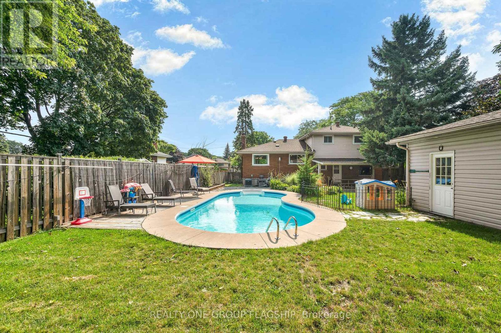 118 Princeton Drive, Hamilton, Ontario  L8T 4B7 - Photo 39 - X13672624
