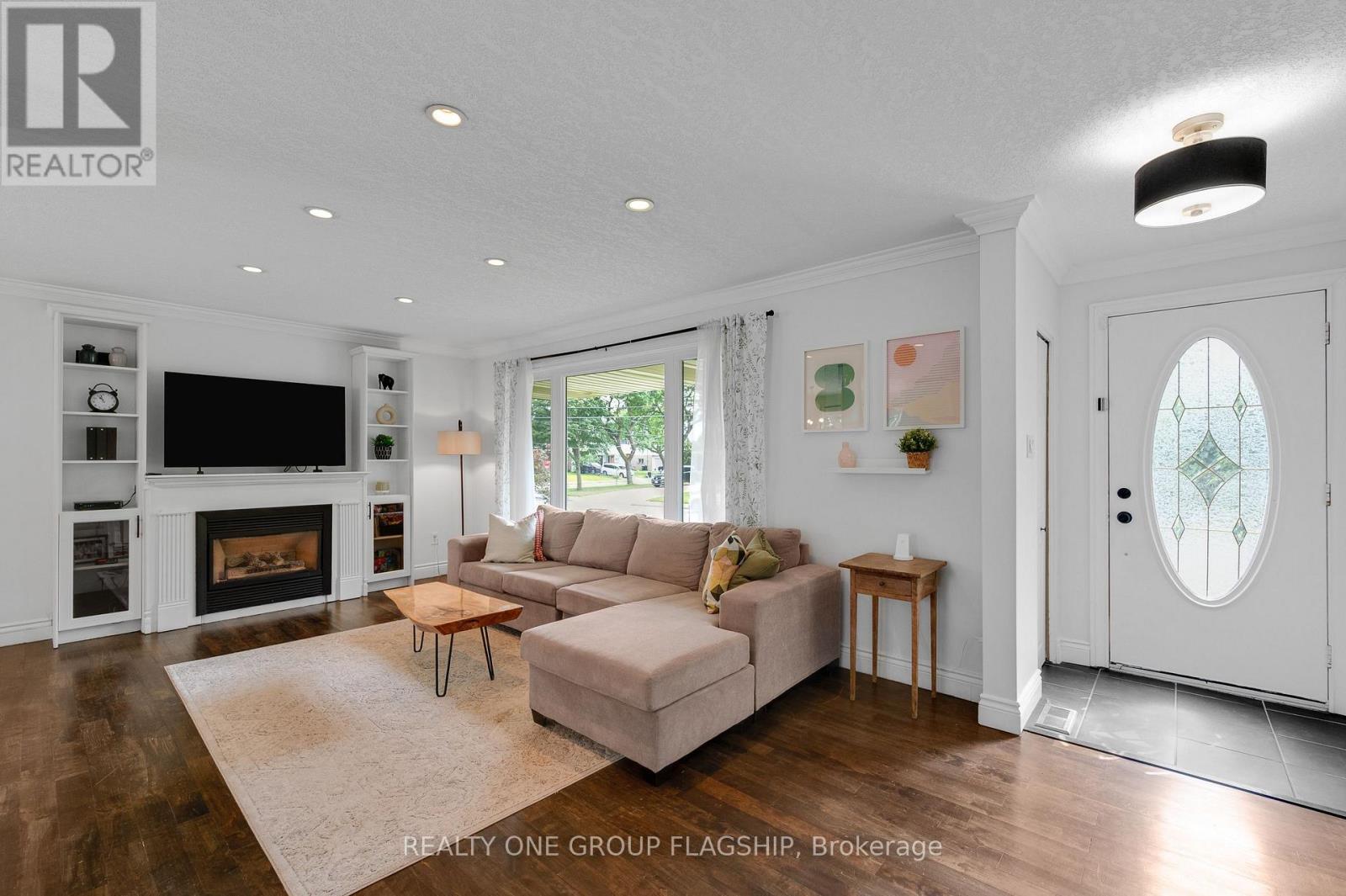 118 Princeton Drive, Hamilton, Ontario  L8T 4B7 - Photo 6 - X13672624