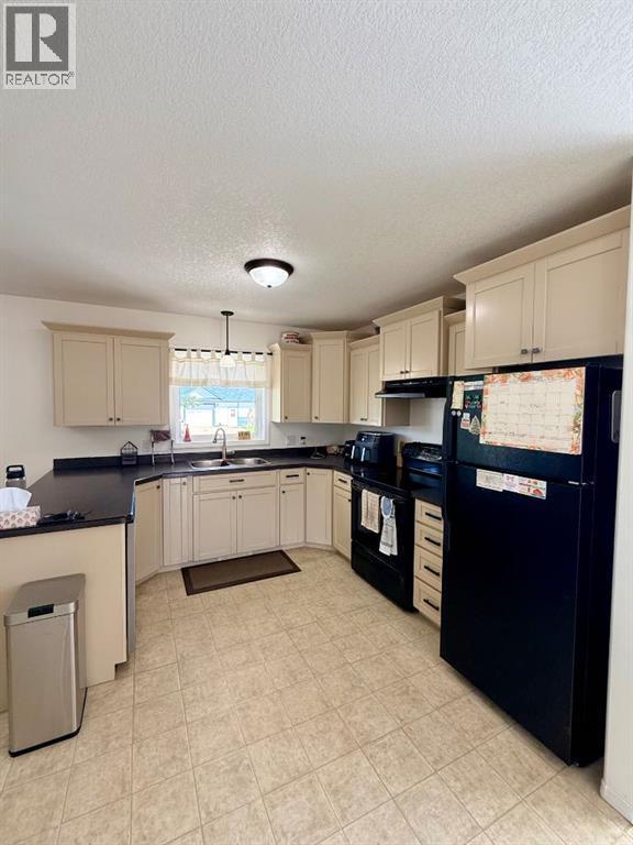 10905 98 Ave, La Crete, Alberta  T0H 2H0 - Photo 18 - A2336289