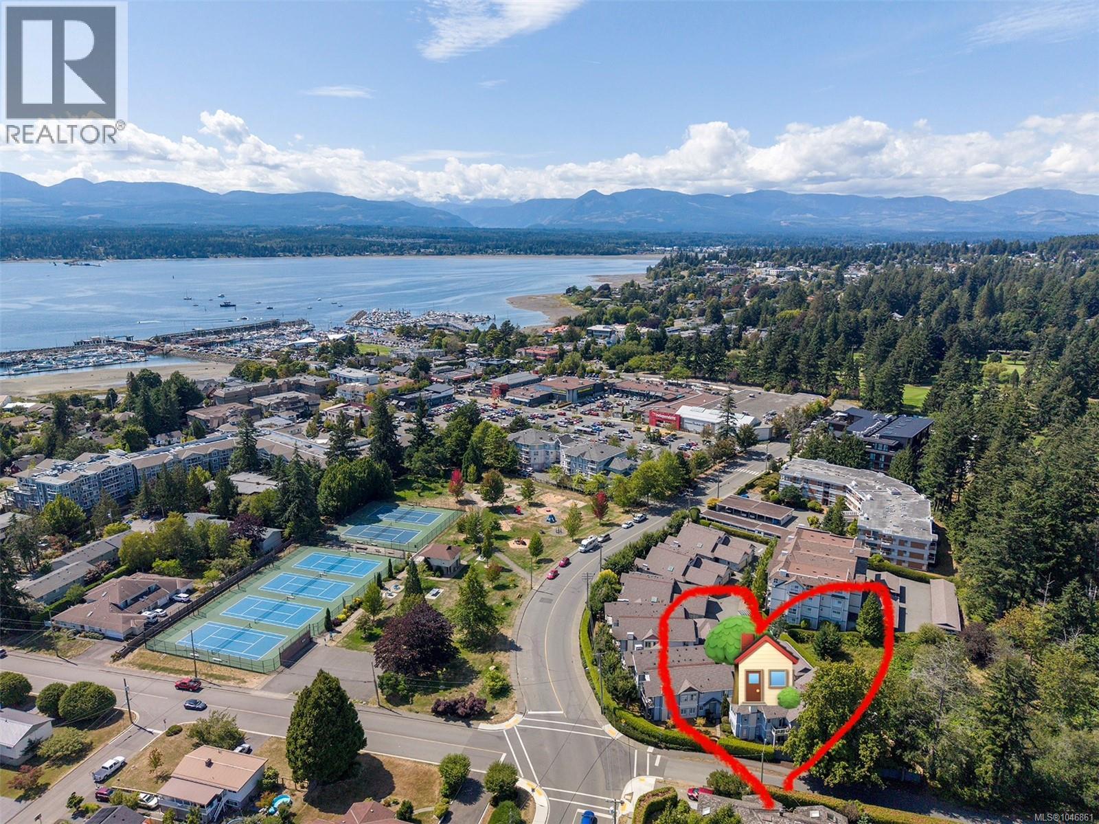 16 1646 Balmoral Ave, Comox, British Columbia  V9M 2N1 - Photo 3 - 1046861
