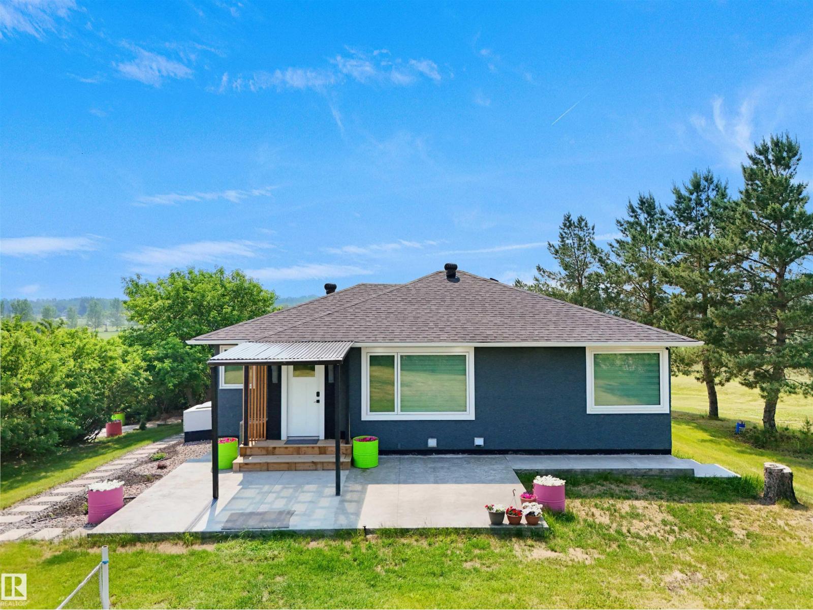 22517 Wye Rd, Rural Strathcona County, Alberta  T8C 1H9 - Photo 2 - E4503643
