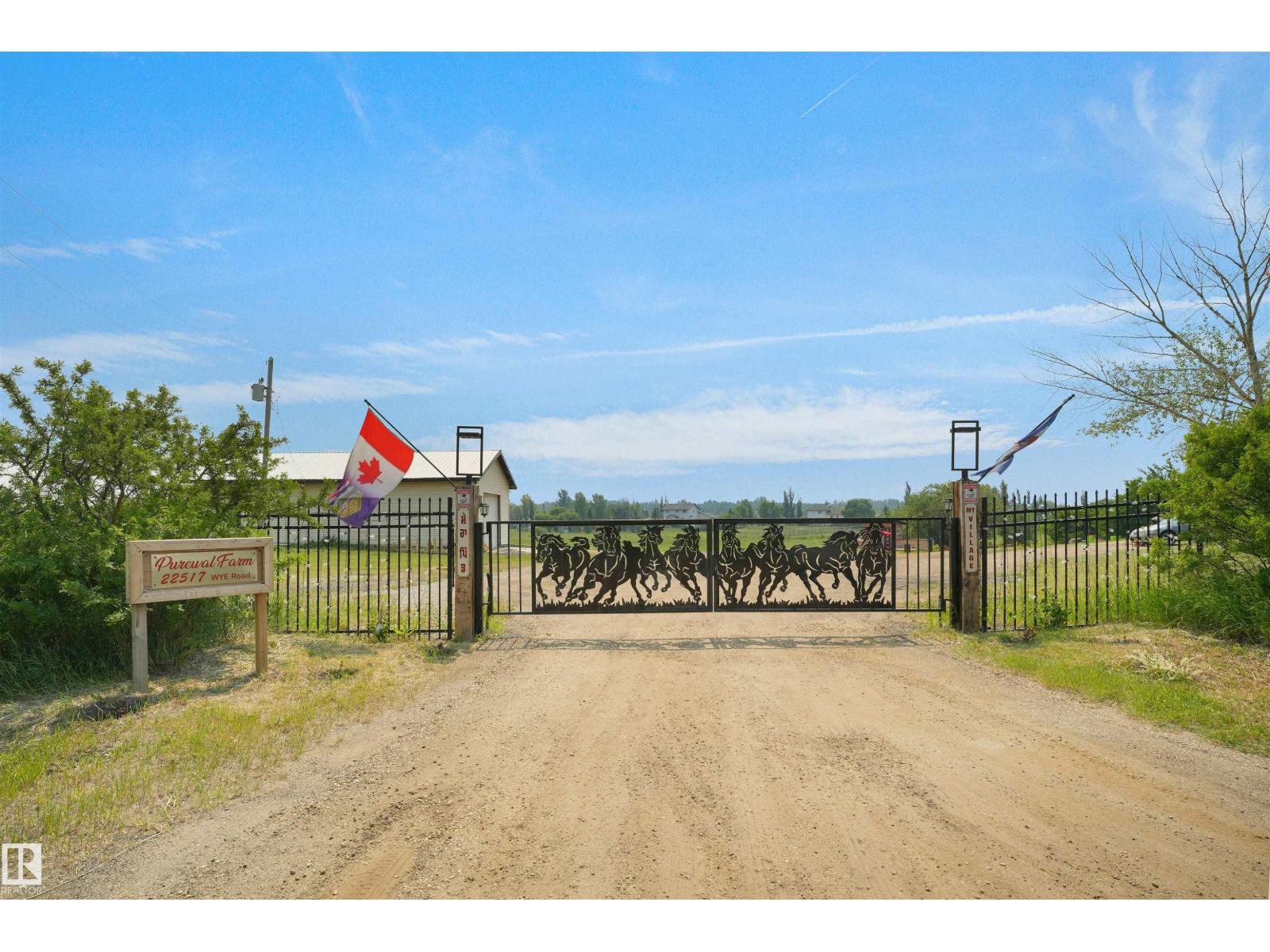22517 Wye Rd, Rural Strathcona County, Alberta  T8C 1H9 - Photo 3 - E4503643