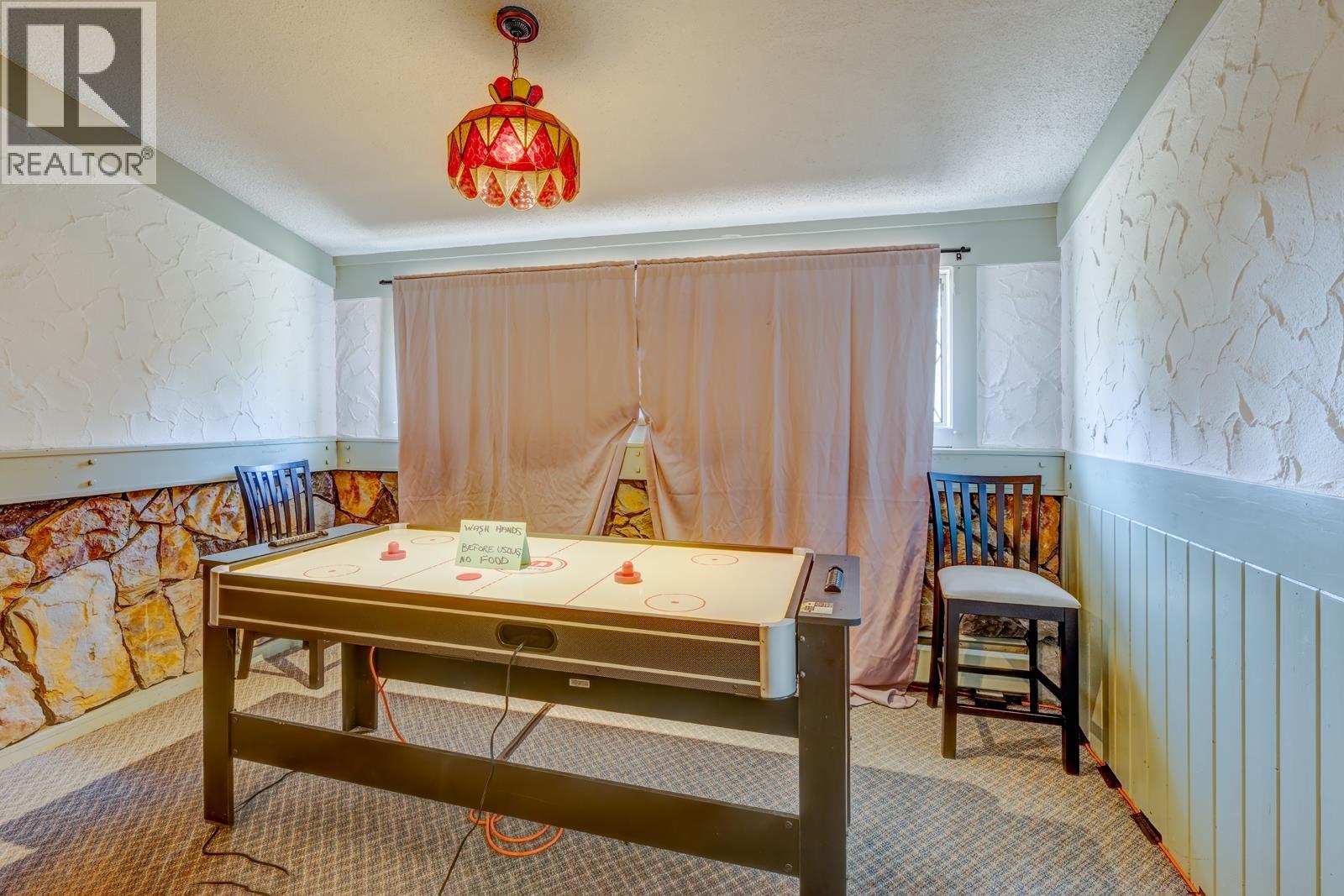 8951 Horne Street, Burnaby, British Columbia  V3N 4J8 - Photo 22 - R3154795