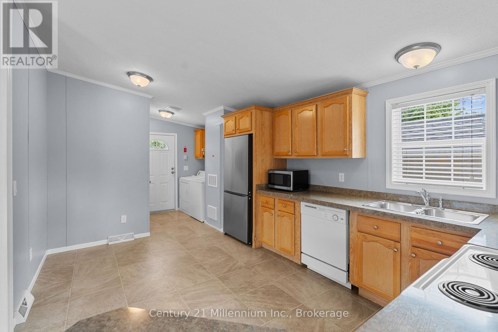 110 Rosewood Drive, Georgian Bluffs, Ontario  N4K 5N5 - Photo 19 - X13672470