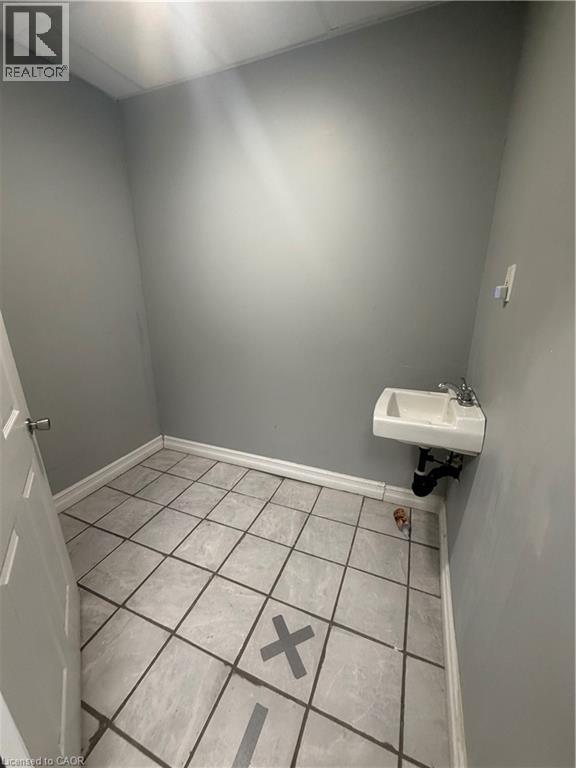 10 Sanford Avenue N, Hamilton, Ontario  L8L 5Y9 - Photo 7 - 40854654