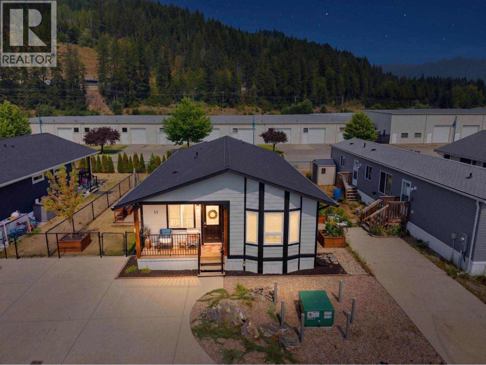 1705 Hillier Road Unit# 11, Sicamous, British Columbia