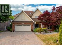 824 LAKE TRAIL, Windsor, Ontario