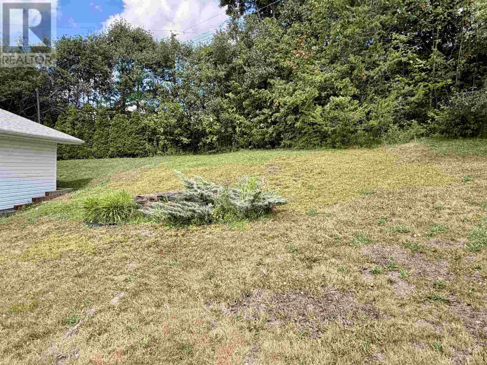 17 Milliken Rd, Elliot Lake, Ontario  P5A 1J9 - Photo 37 - SM262127