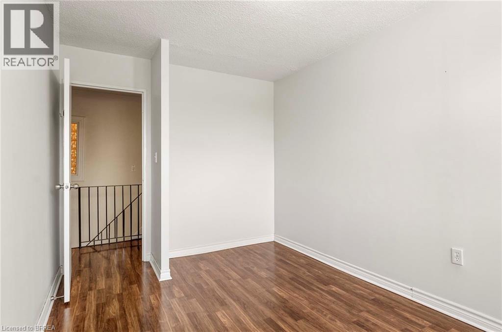 36 Hayhurst Road Unit# 301, Brantford, Ontario  N3R 6Y9 - Photo 28 - 40855267