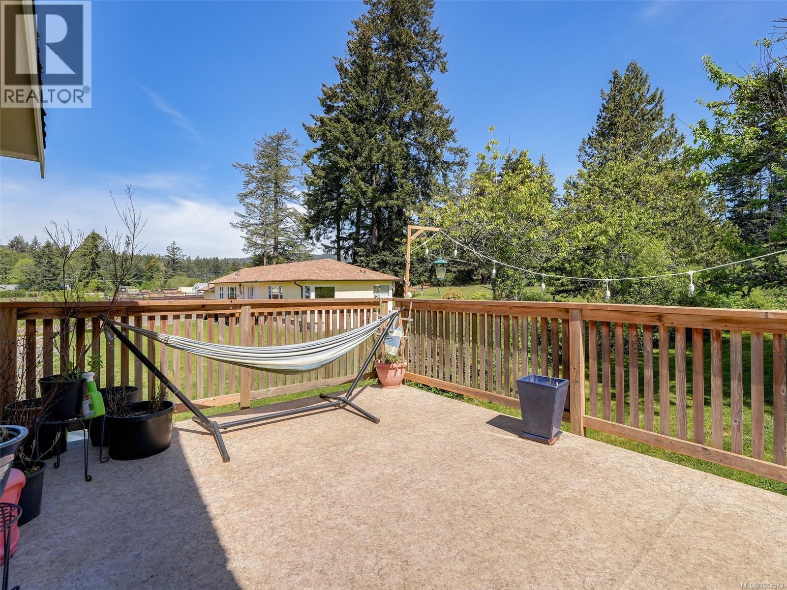 948 Latoria Rd, Langford, British Columbia  V9C 3A8 - Photo 16 - 1042573