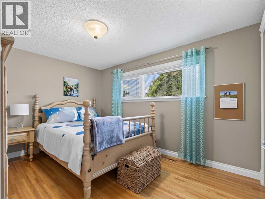 10723 Maplebend Drive Se, Calgary, Alberta  T2J 1X3 - Photo 39 - A2325046