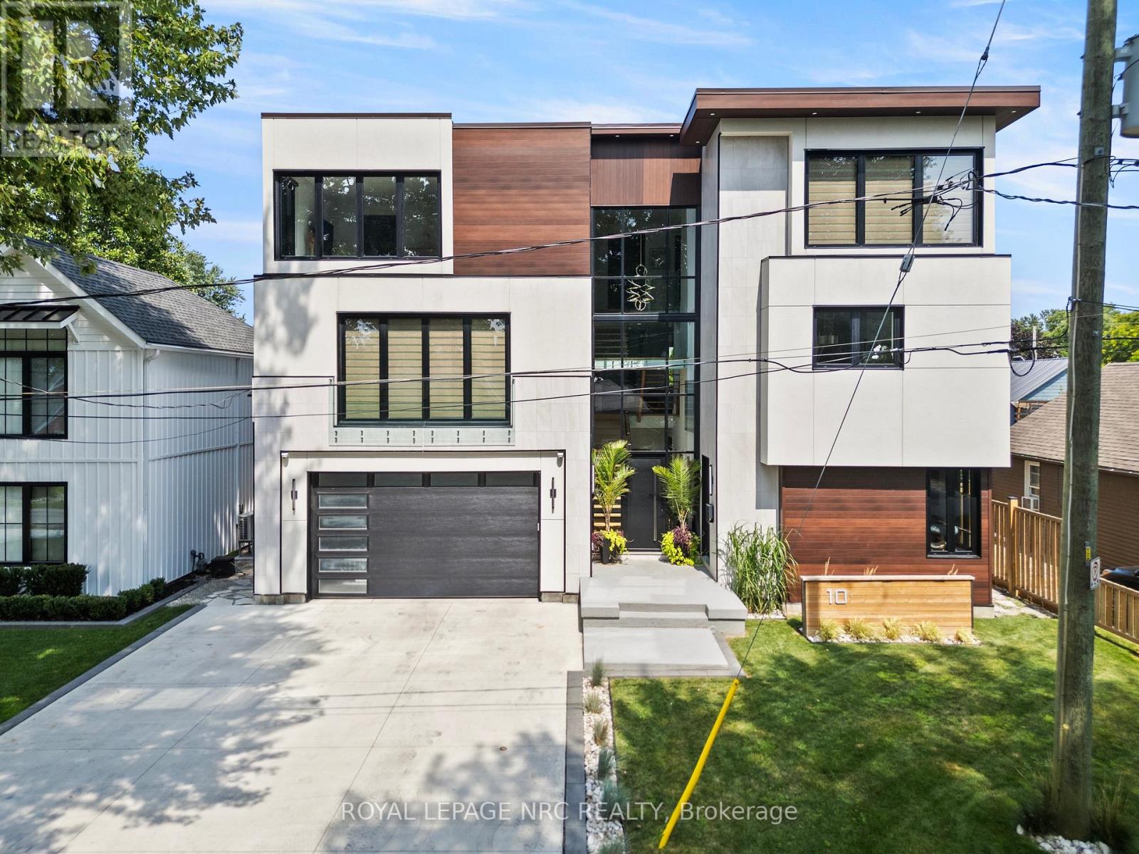 10 Pawling Street, St. Catharines, Ontario  L2N 5M2 - Photo 2 - X13672918