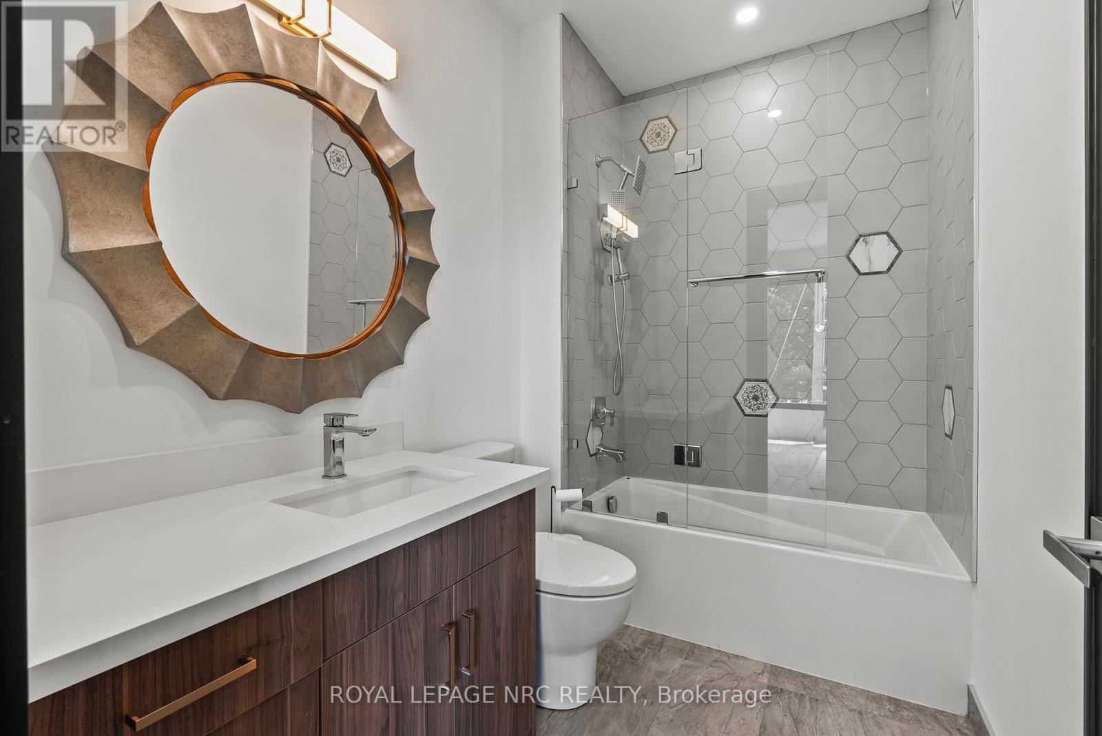 10 Pawling Street, St. Catharines, Ontario  L2N 5M2 - Photo 30 - X13672918