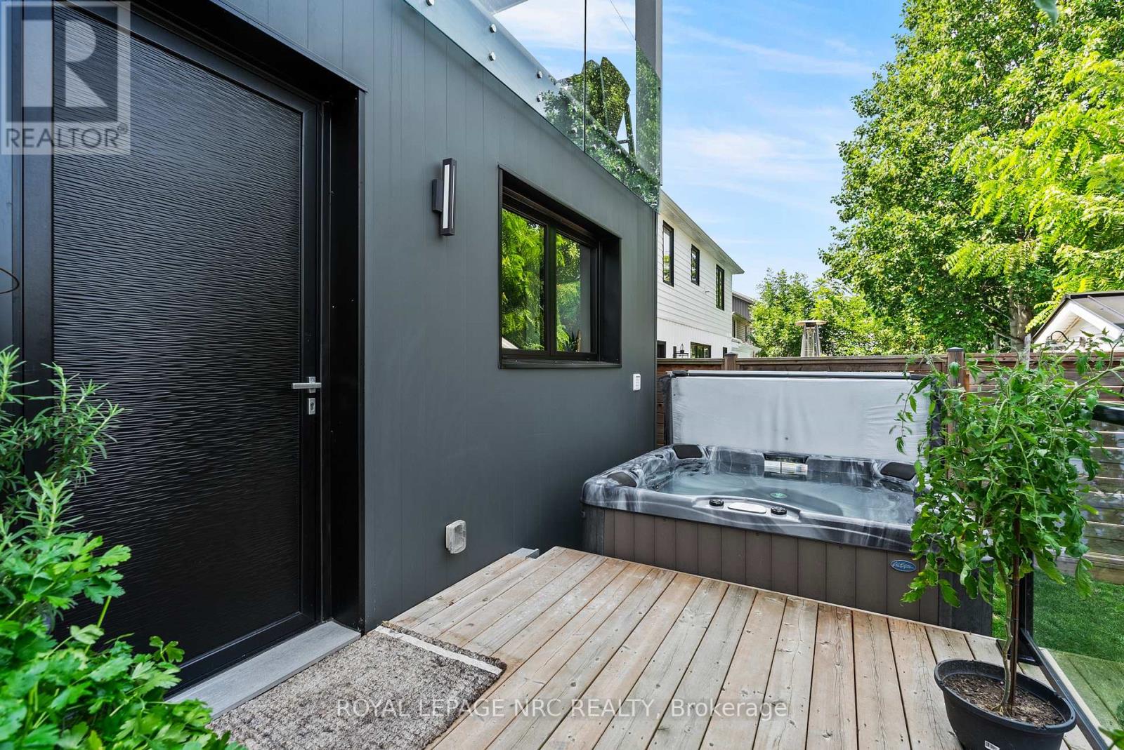 10 Pawling Street, St. Catharines, Ontario  L2N 5M2 - Photo 44 - X13672918