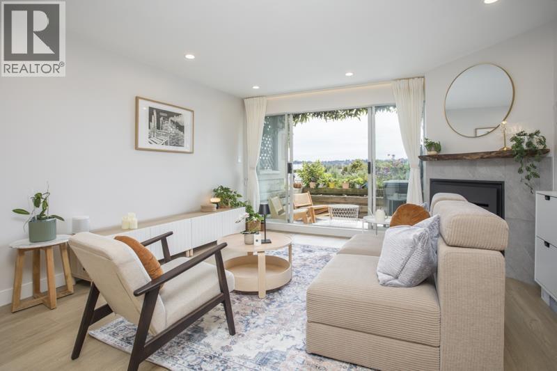 101 3 K De K Court, New Westminster, British Columbia  V3M 6B6 - Photo 3 - R3155539