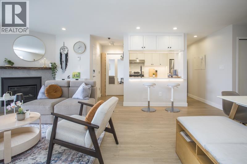 101 3 K De K Court, New Westminster, British Columbia  V3M 6B6 - Photo 5 - R3155539