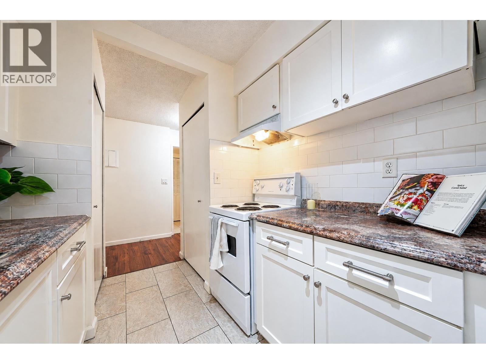 905 9541 Erickson Drive, Burnaby, British Columbia  V3J 7N8 - Photo 19 - R3155549