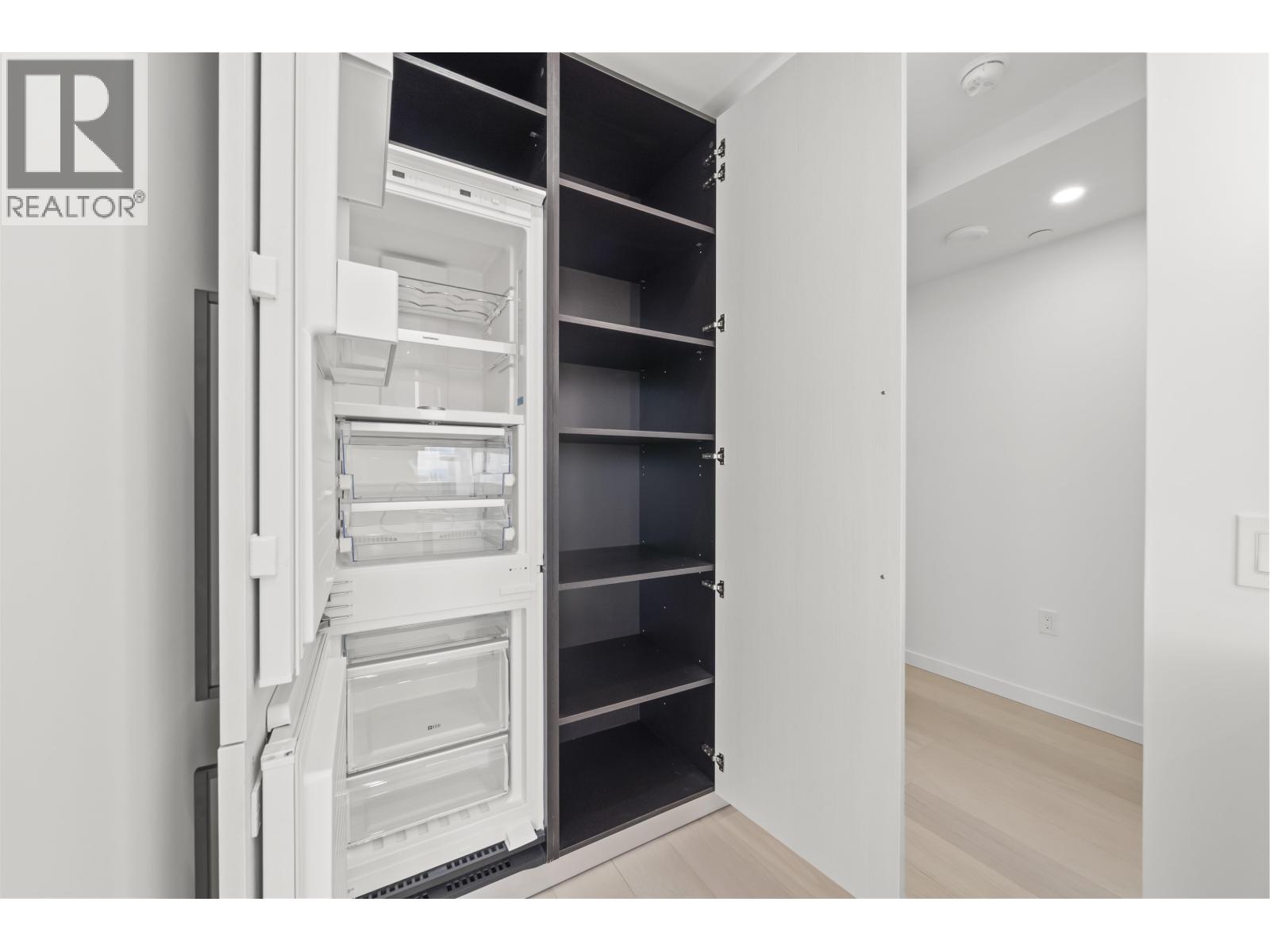 702 8415 Granville Street, Vancouver, British Columbia V6P 0M2 - Photo 13 - R3155557