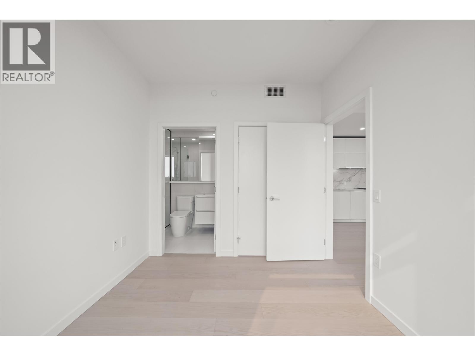 702 8415 Granville Street, Vancouver, British Columbia V6P 0M2 - Photo 6 - R3155557