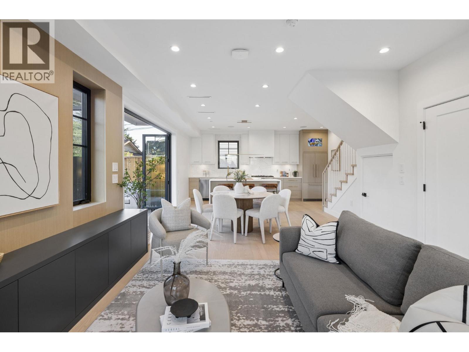 2619 Carolina Street, Vancouver, British Columbia V5T 2A4 - Photo 5 - R3155559