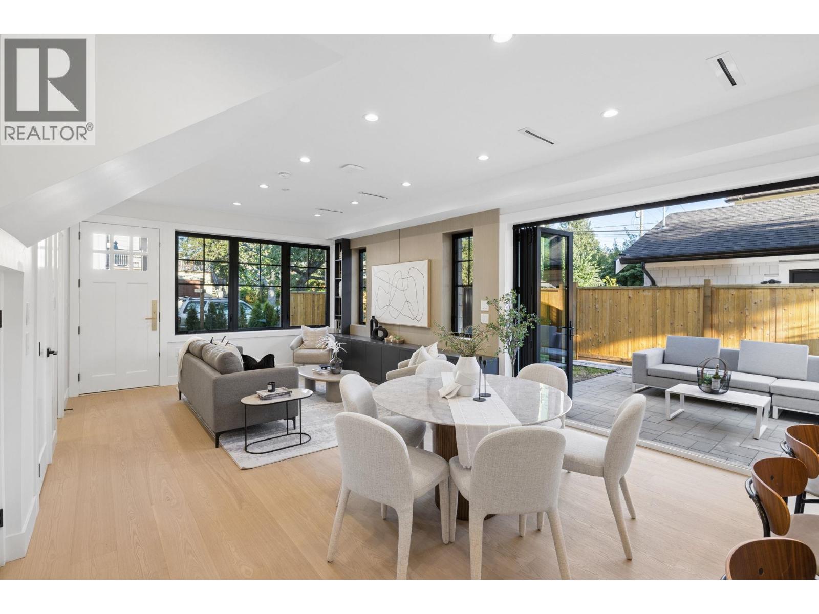 2619 Carolina Street, Vancouver, British Columbia V5T 2A4 - Photo 7 - R3155559