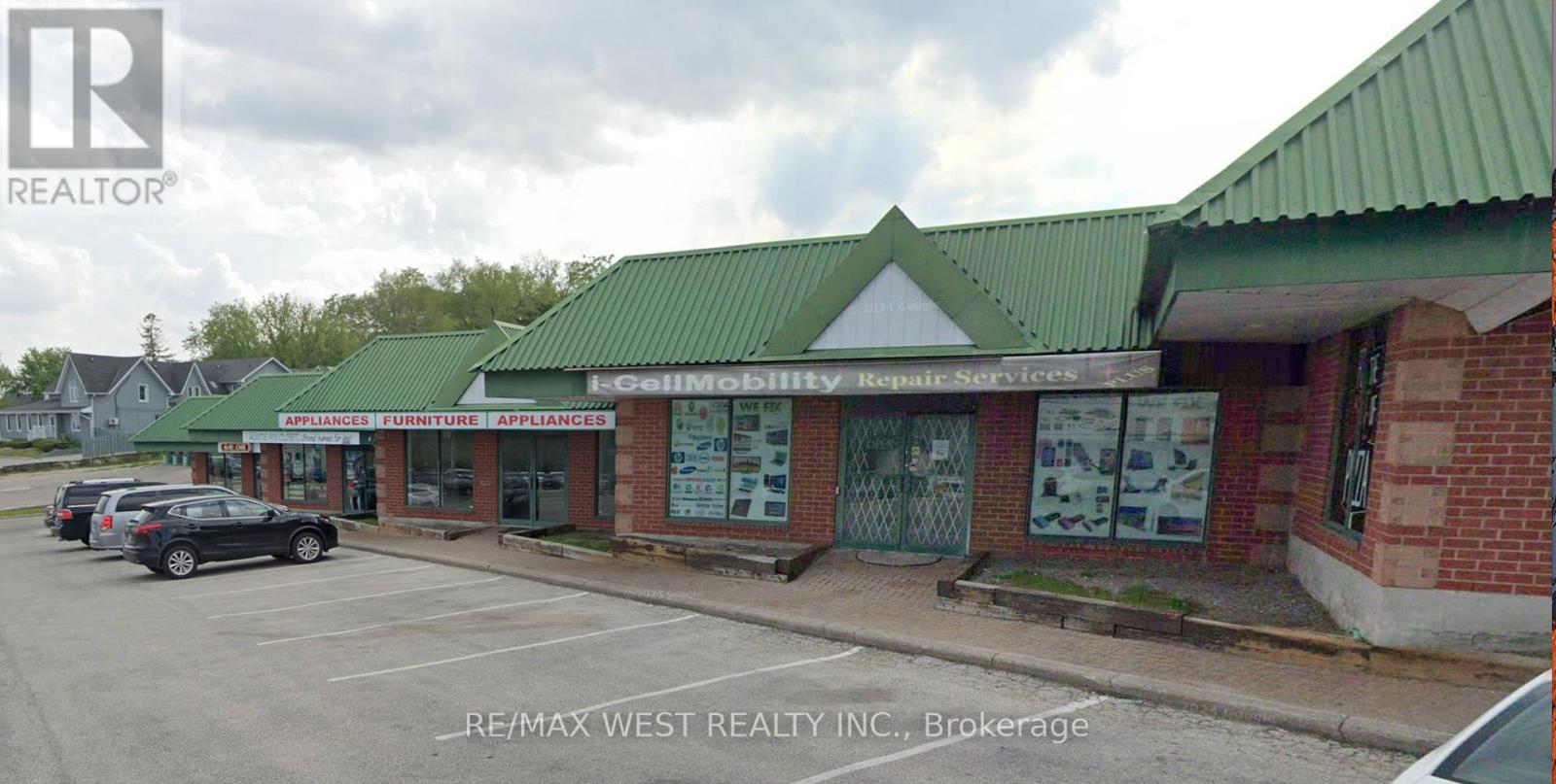 482 The Queensway S Street, Georgina, Ontario L4P 2E3 - Photo 2 - N13500490