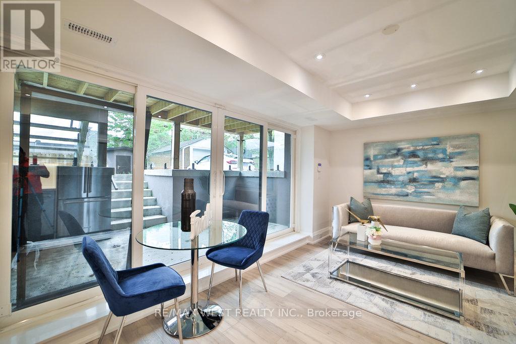 133 Times Road, Toronto, Ontario  M6B 3M3 - Photo 30 - W13495902